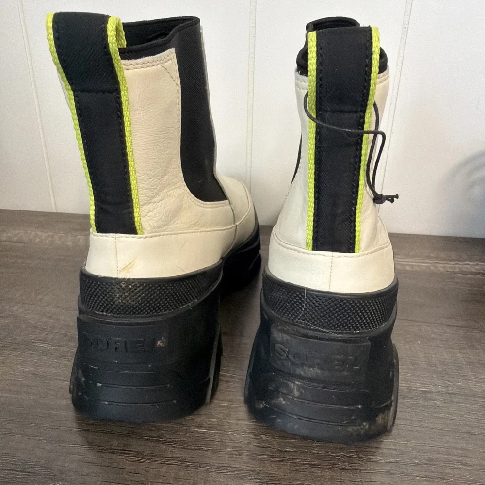 Women's Sorel Size 9 Brex Chelsea Boot Chunky Sole Waterproof White